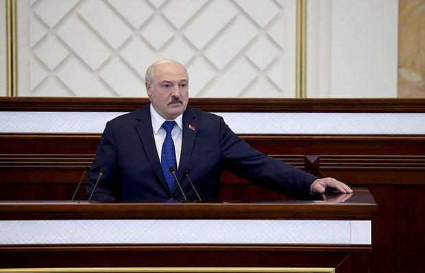 Lukaşenko Belarusda xaosa görə müharibə olacağını istisna etmir