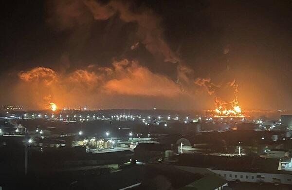 Rusiyanın daha bir neft emalı zavoduna hücum edildi