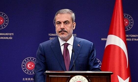 Hakan Fidan Arakçı ilə danışdı